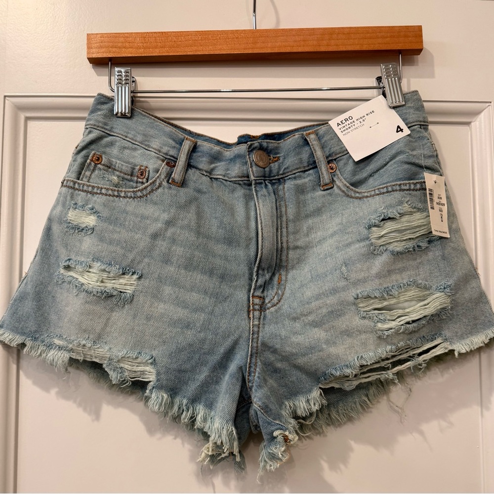 NWT Aeropostale Vintage High Rise Shorty Denim Shorts - Size 4
